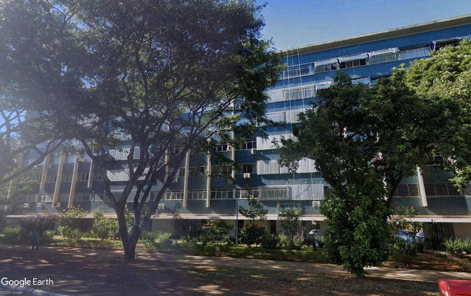 APTO 101 DO BLOCO "K" e APTO 302 DO BLOCO "G" DA SQS 213, BRASÍLIA-DF