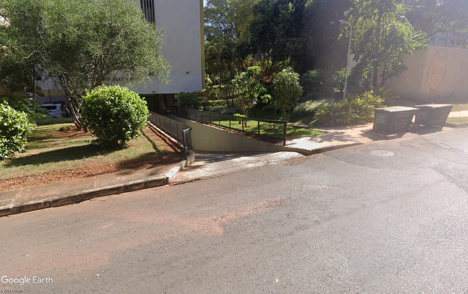 APTO 101 DO BLOCO "K" e APTO 302 DO BLOCO "G" DA SQS 213, BRASÍLIA-DF