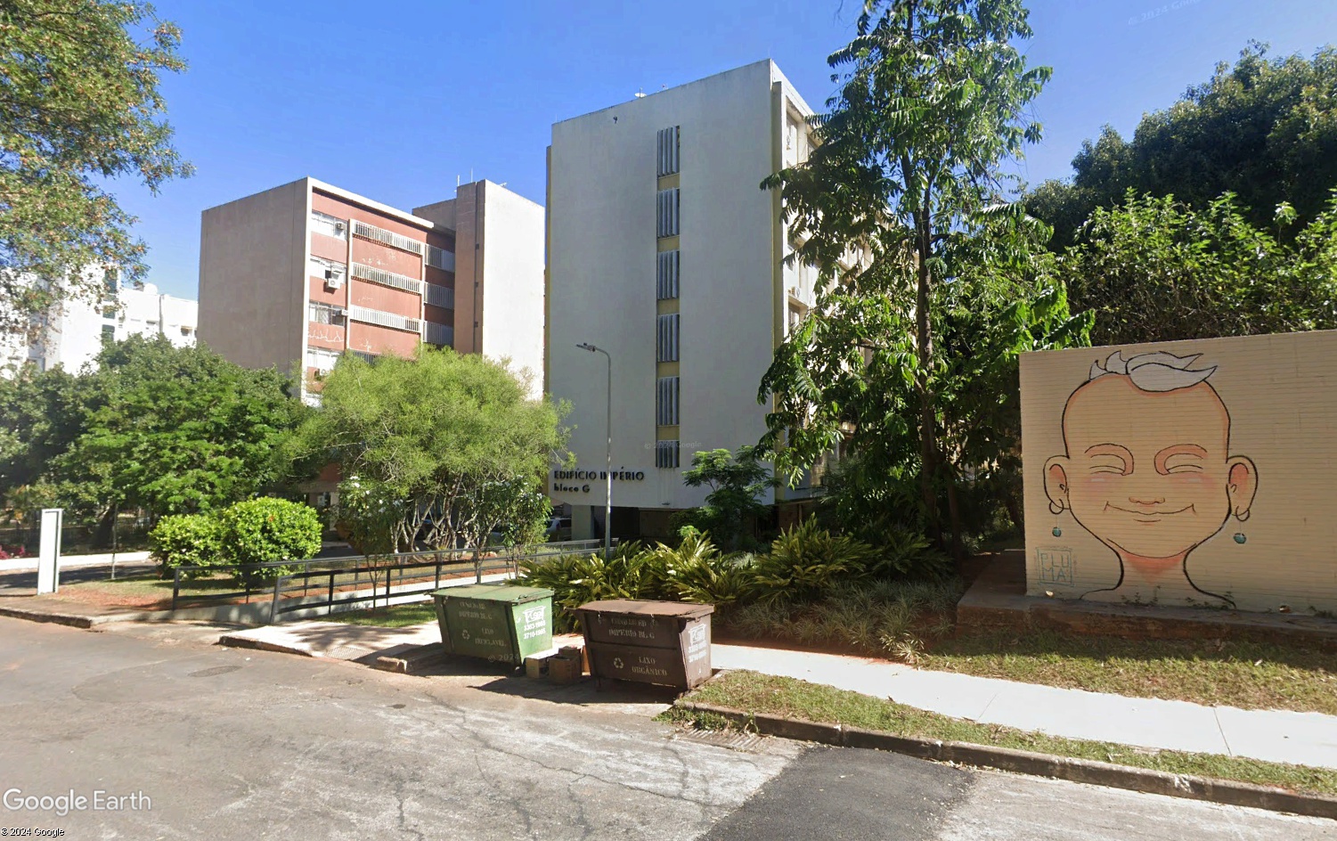 APTO 101 DO BLOCO "K" e APTO 302 DO BLOCO "G" DA SQS 213, BRASÍLIA-DF