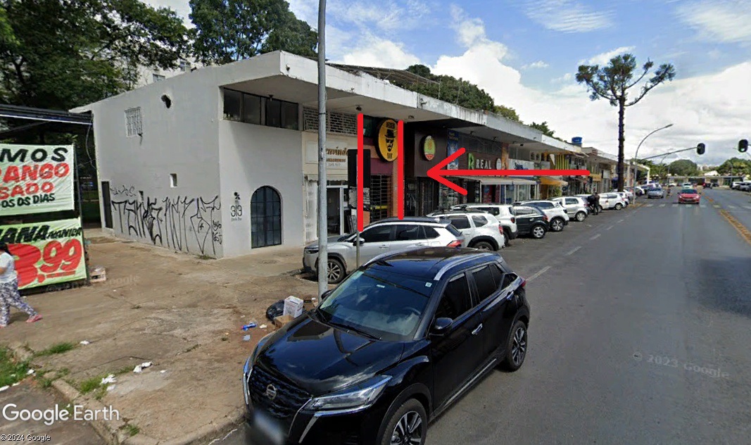 CASA NA QI 02 DO GUARÁ-I e LOJA NA SCLS 313, BRASÍLIA-DF