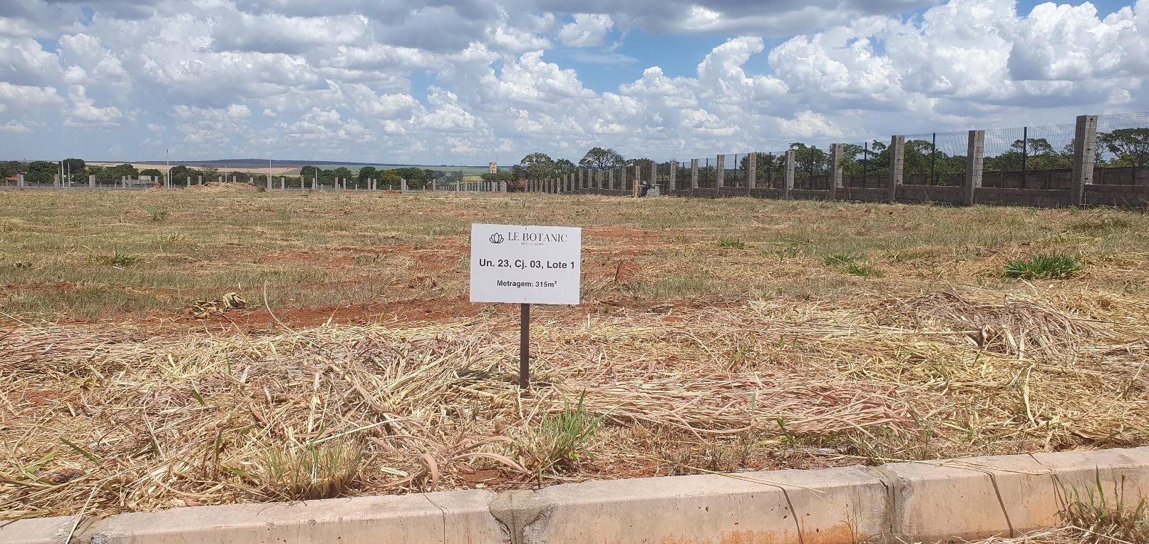 06 (SEIS) LOTES SITUADOS NO COND. LE BOTANIC RESIDENCES, BRASÍLIA-DF