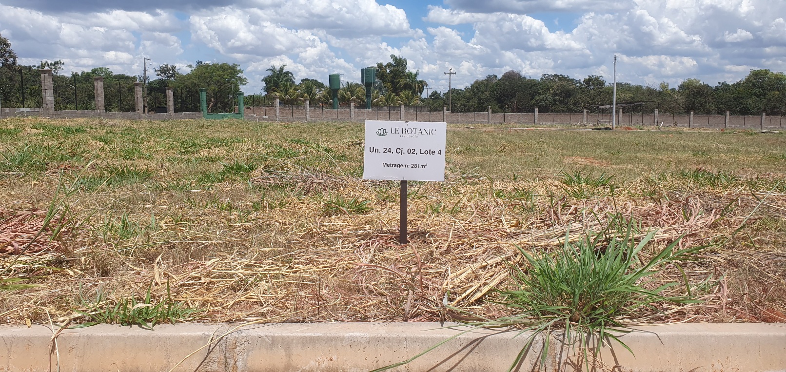 06 (SEIS) LOTES SITUADOS NO COND. LE BOTANIC RESIDENCES, BRASÍLIA-DF