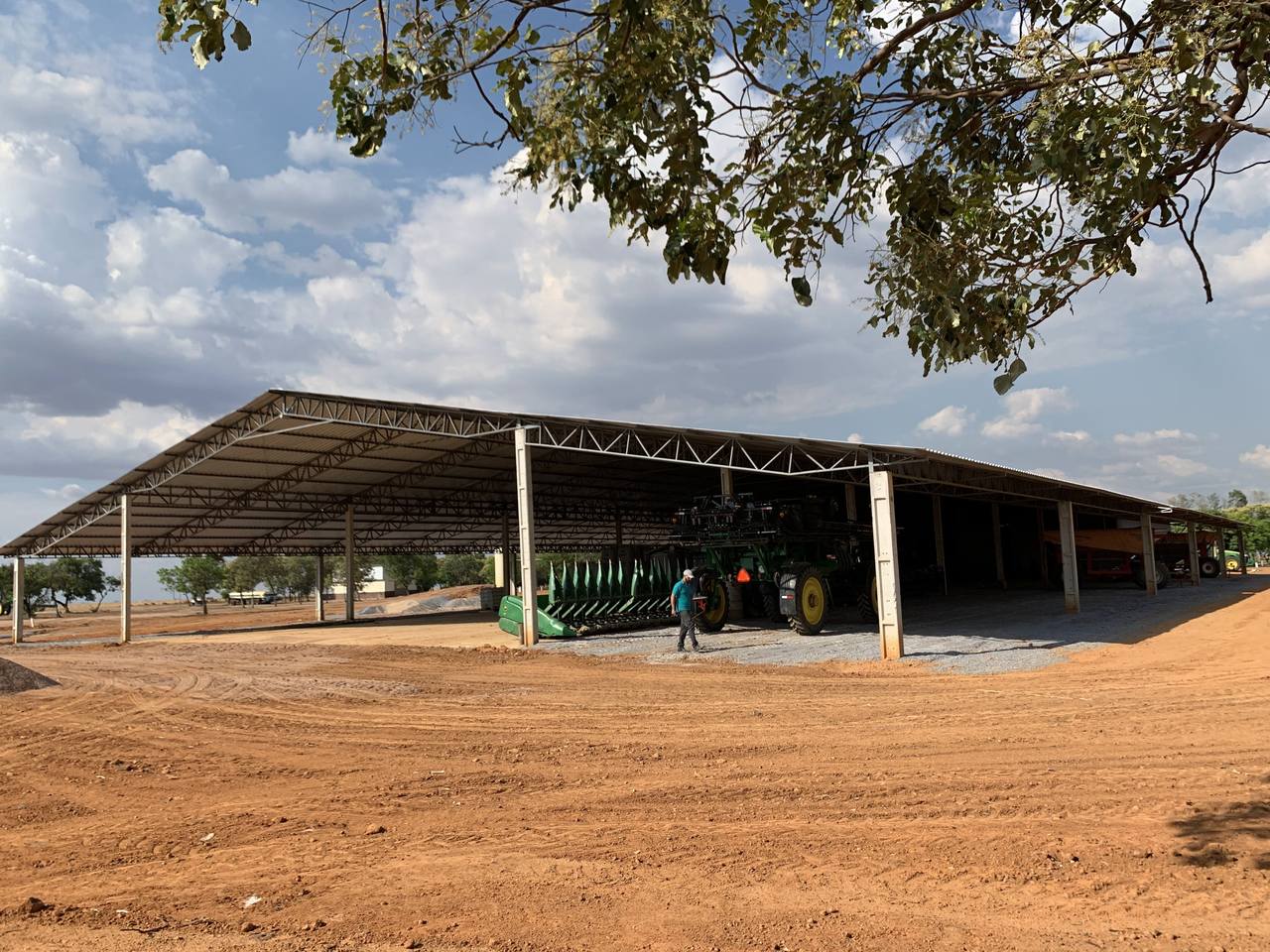 FAZENDA EM FORMOSA DO RIO PRETO-BA COM 71.200 HECTARES
