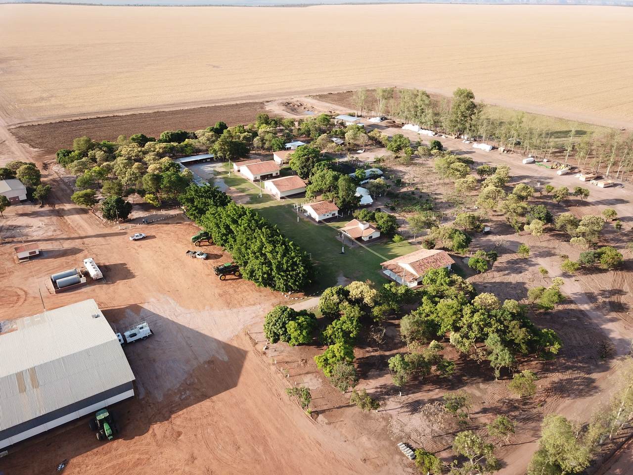 FAZENDA EM FORMOSA DO RIO PRETO-BA COM 71.200 HECTARES
