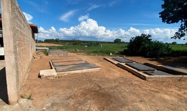 POSTO DE COMBUSTÍVEL EM PRES. OLEGÁRIO-MG (ÀS MARGENS DA BR-040)