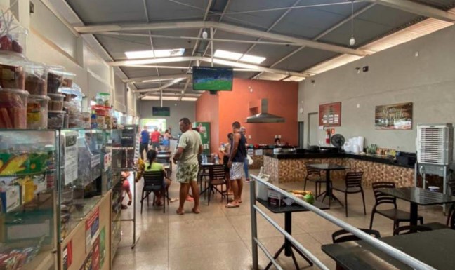 POSTO DE COMBUSTÍVEL EM PRES. OLEGÁRIO-MG (ÀS MARGENS DA BR-040)
