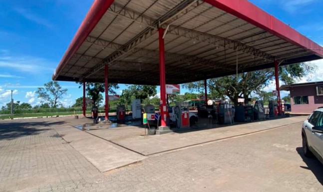 POSTO DE COMBUSTÍVEL EM PRES. OLEGÁRIO-MG (ÀS MARGENS DA BR-040)