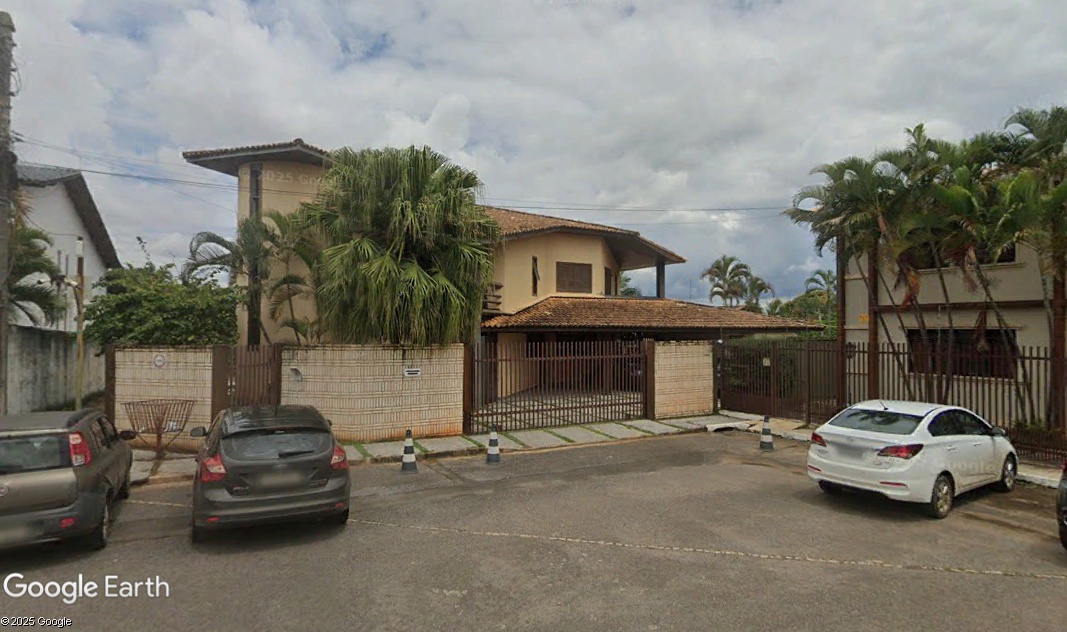 CASA Nº 24 DO CONJUNTO 05 DO SHIS QI 15, LAGO SUL, BRASÍLIA-DF